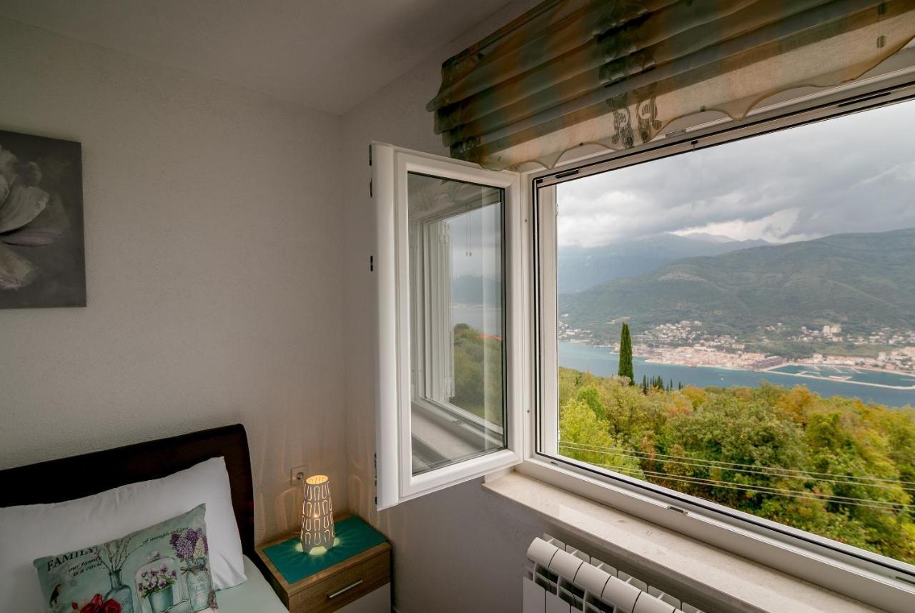Apartments Mitrovic Luštica Extérieur photo