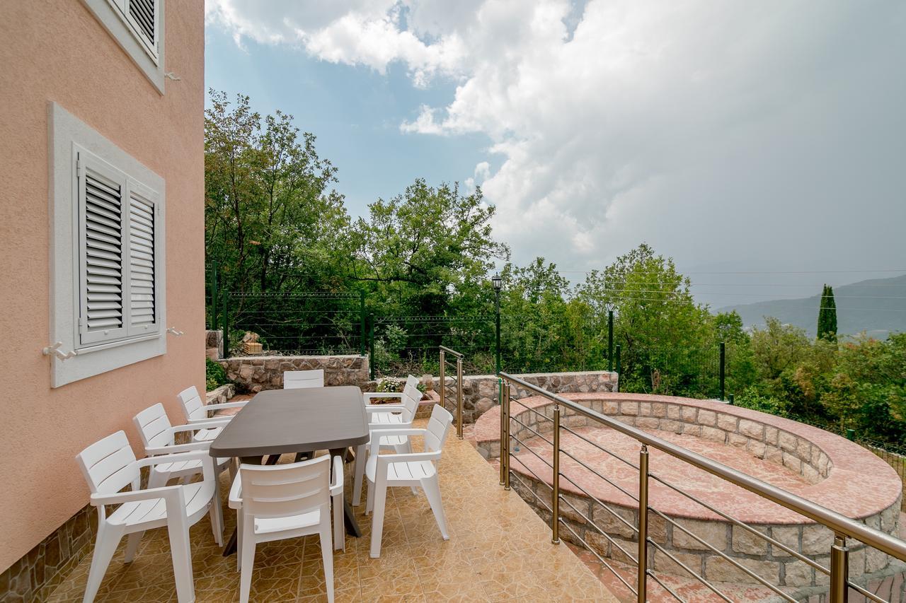 Apartments Mitrovic Luštica Extérieur photo