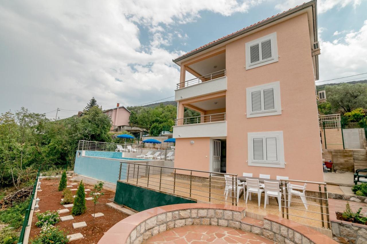 Apartments Mitrovic Luštica Extérieur photo