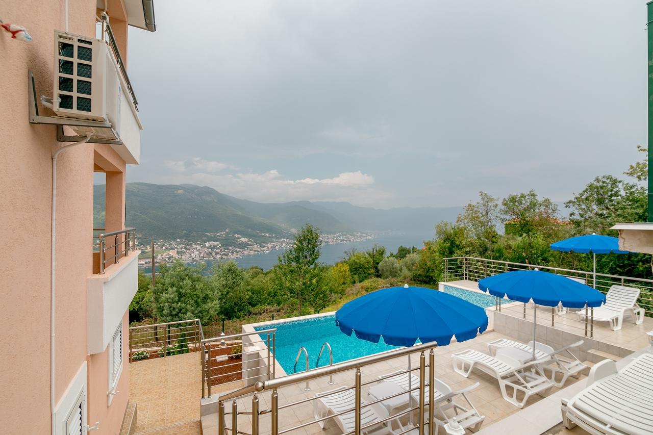 Apartments Mitrovic Luštica Extérieur photo