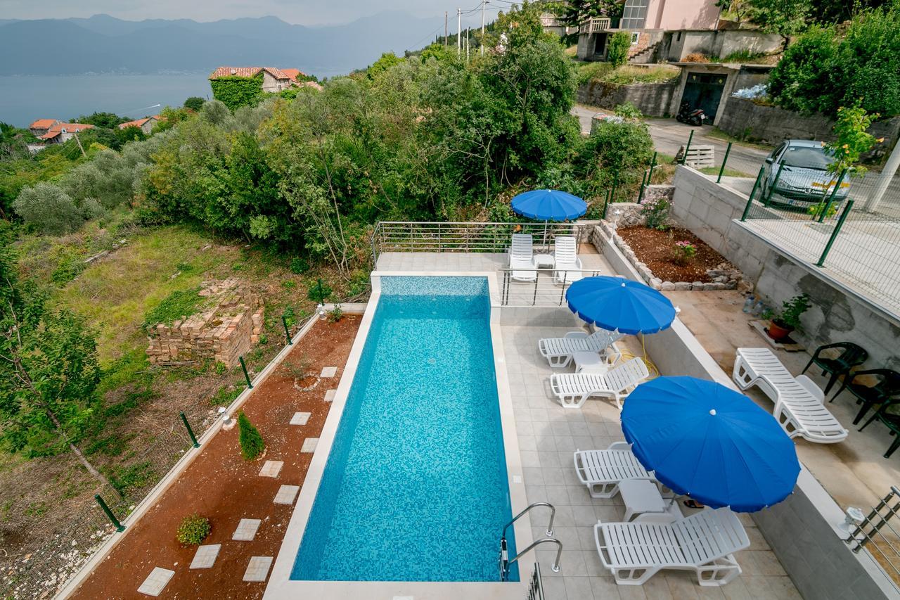 Apartments Mitrovic Luštica Extérieur photo