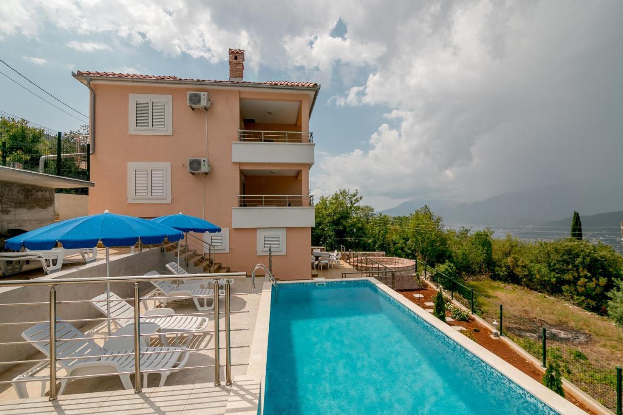 Apartments Mitrovic Luštica Extérieur photo