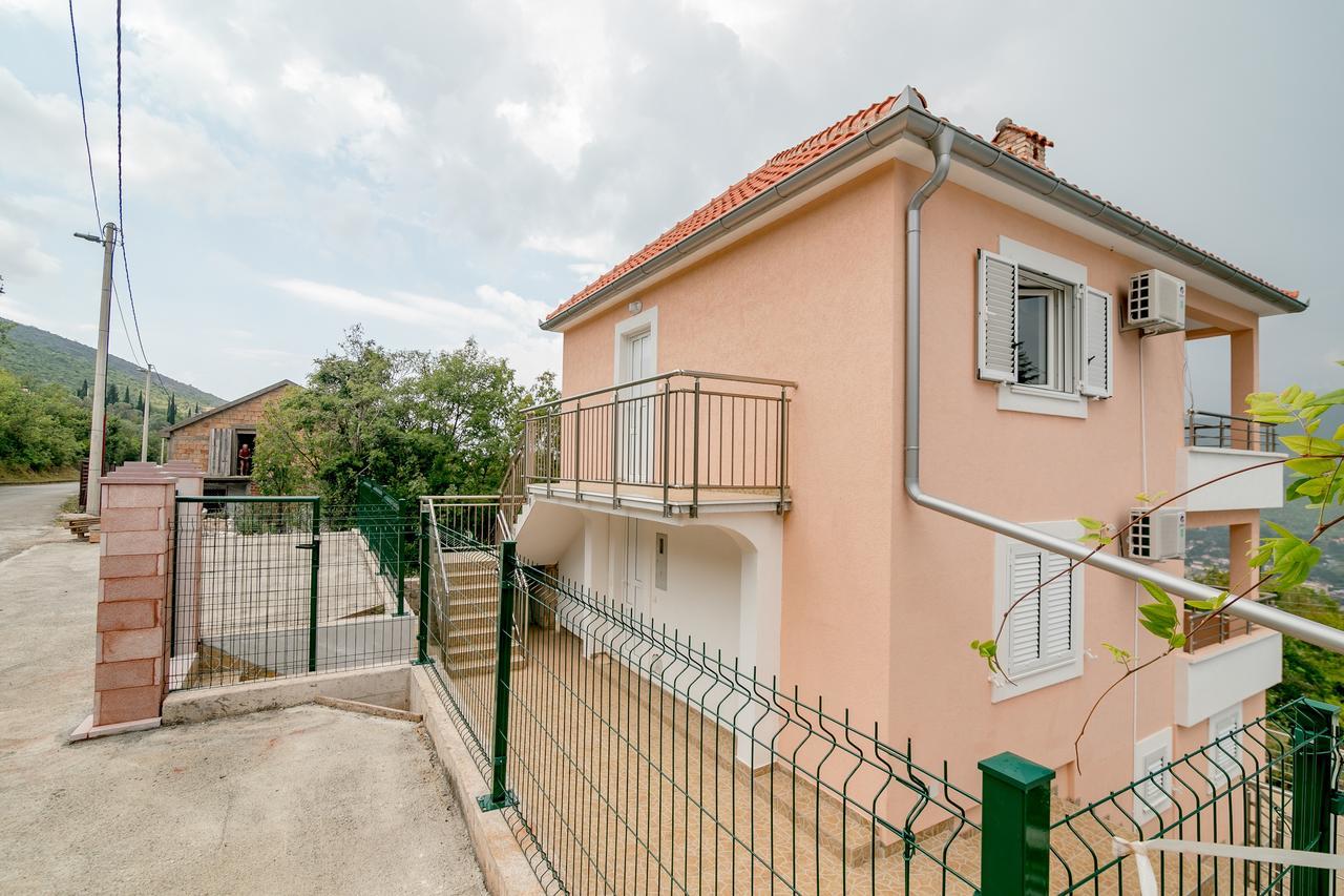 Apartments Mitrovic Luštica Extérieur photo