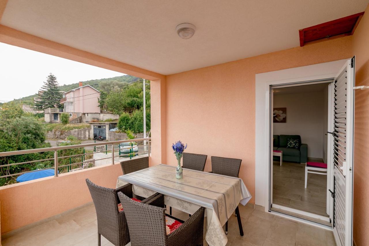 Apartments Mitrovic Luštica Extérieur photo